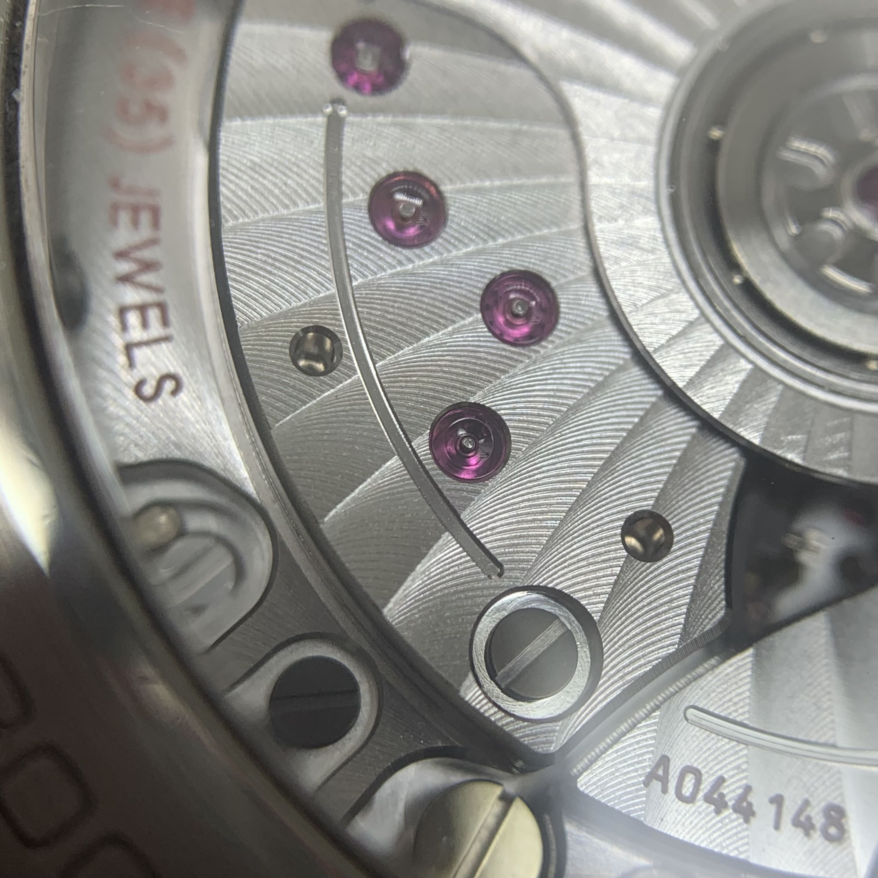 Omega Seahorse Series 42 210.30.42.20.04.001