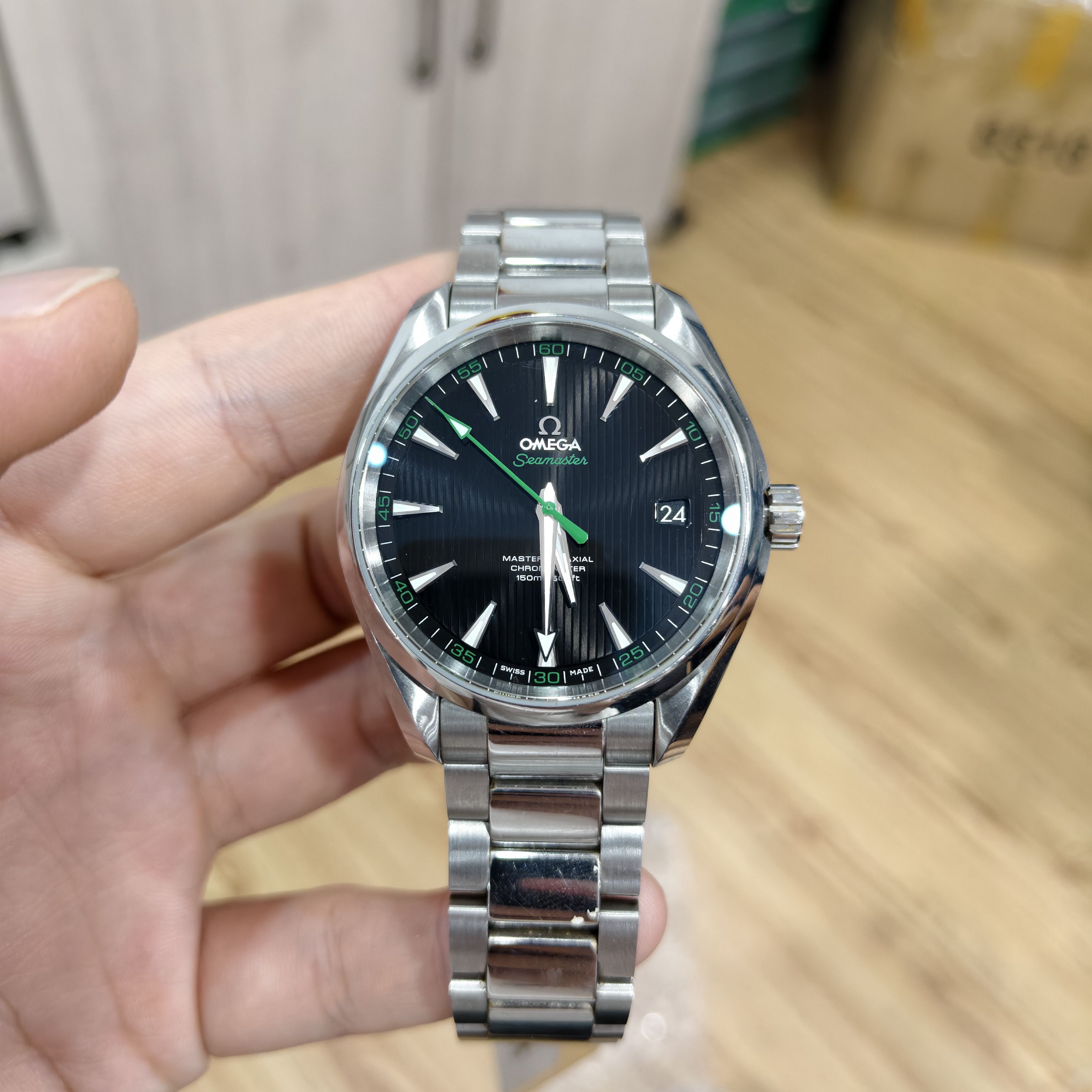 Omega Seahorse Automatic (self-winding) watch 41.5 millimeters 231.10.42.21.01.004