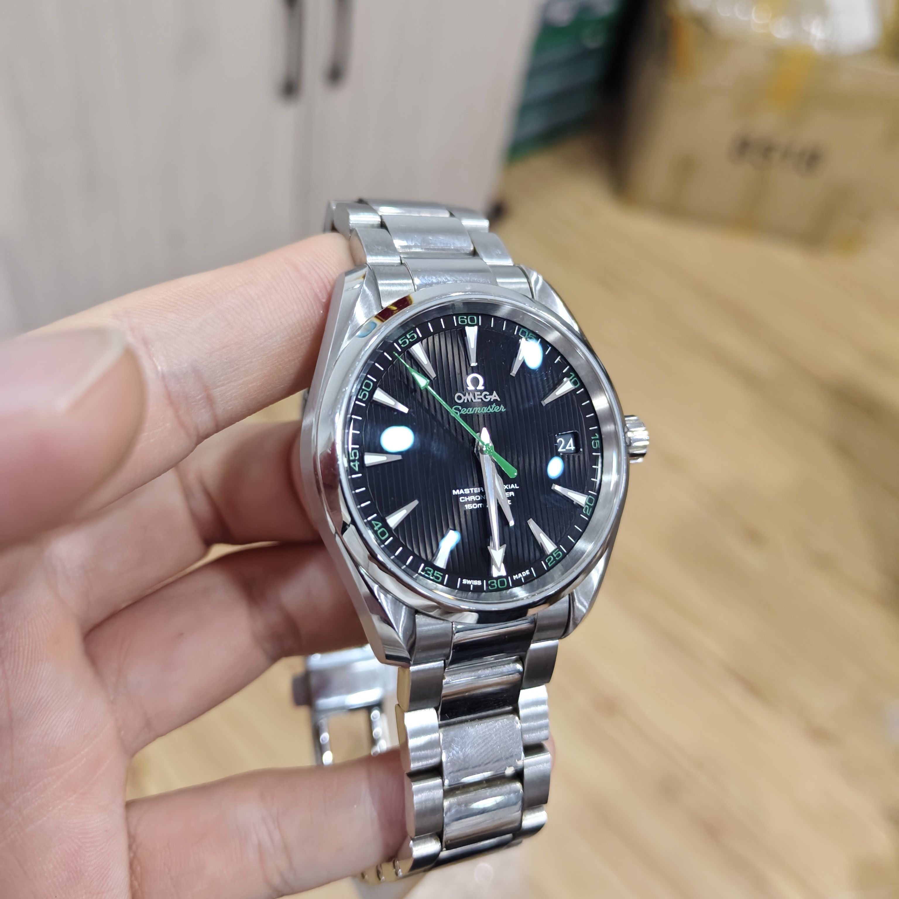 Omega Seahorse Automatic (self-winding) watch 41.5 millimeters 231.10.42.21.01.004