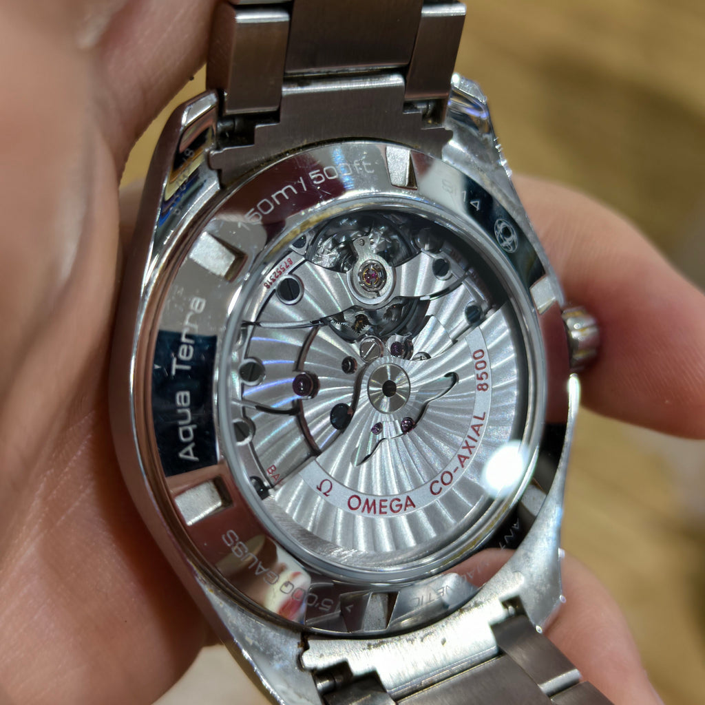 Omega Seahorse Automatic (self-winding) watch 41.5 millimeters 231.10.42.21.01.004