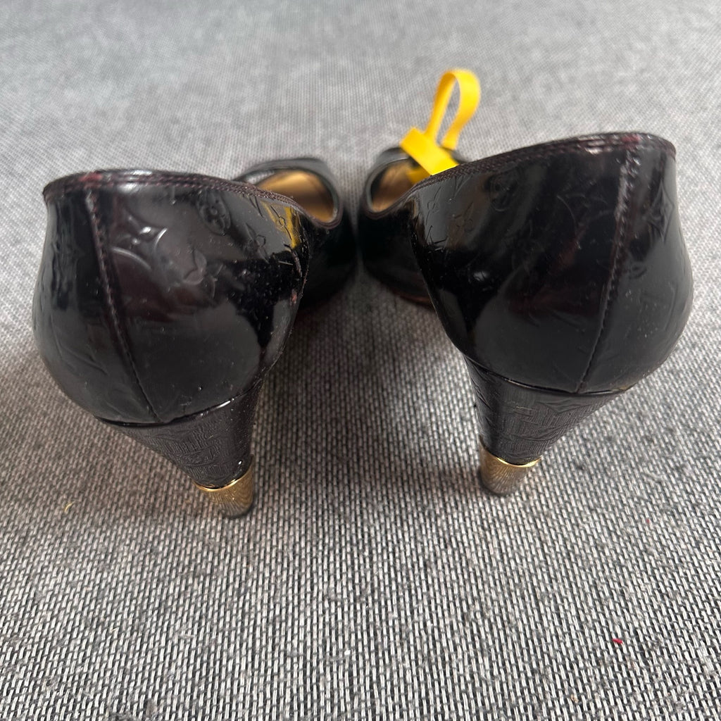 空白 High heels