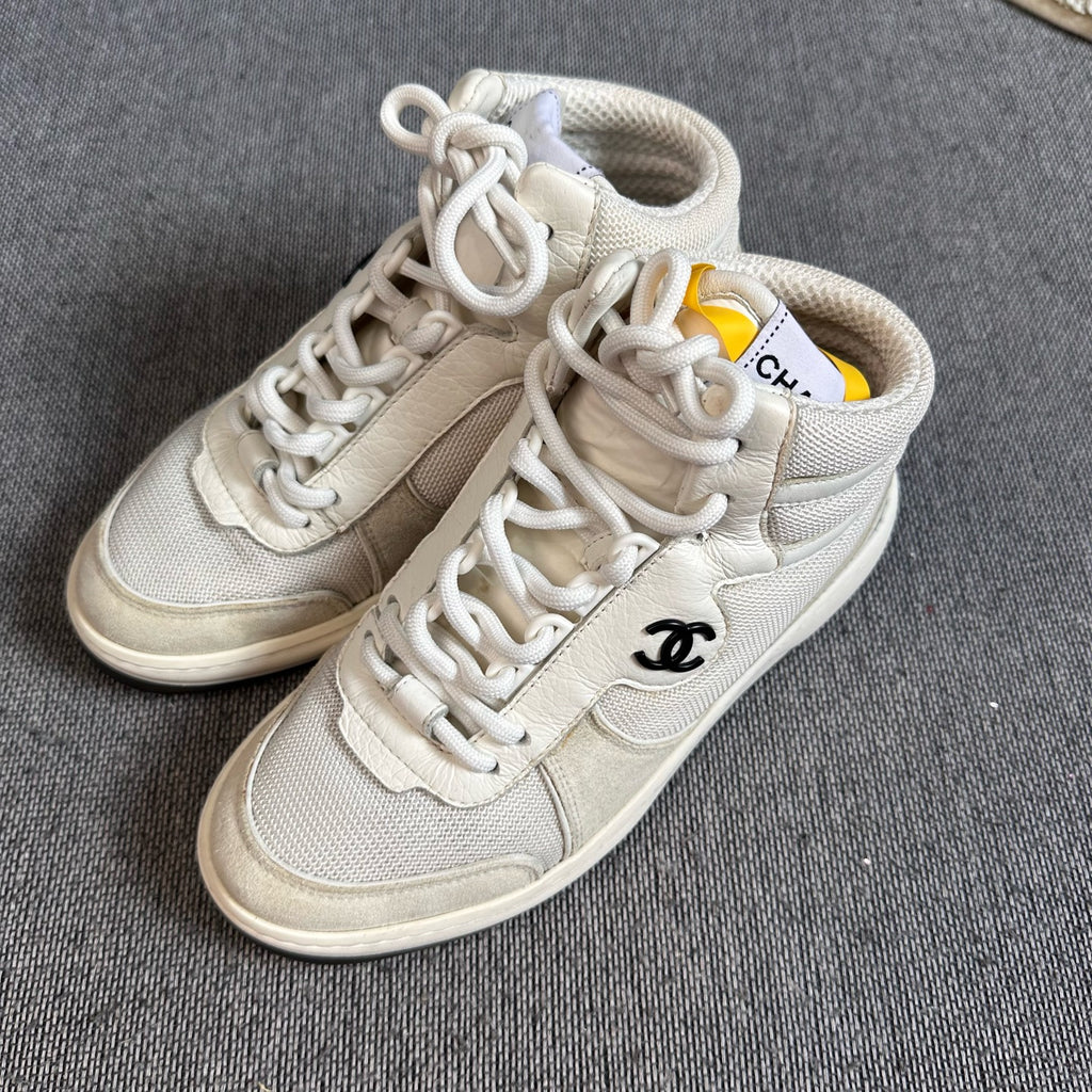 Chanel White Skate shoes