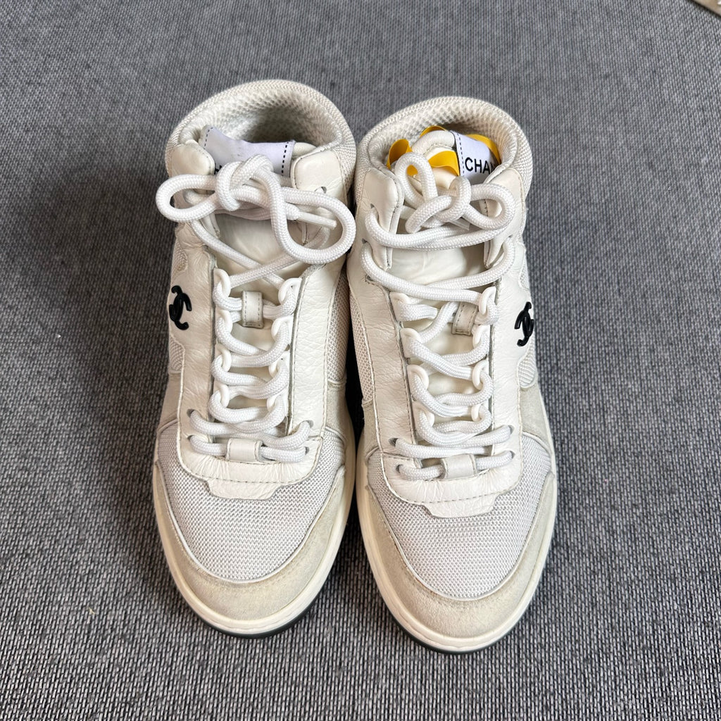Chanel White Skate shoes