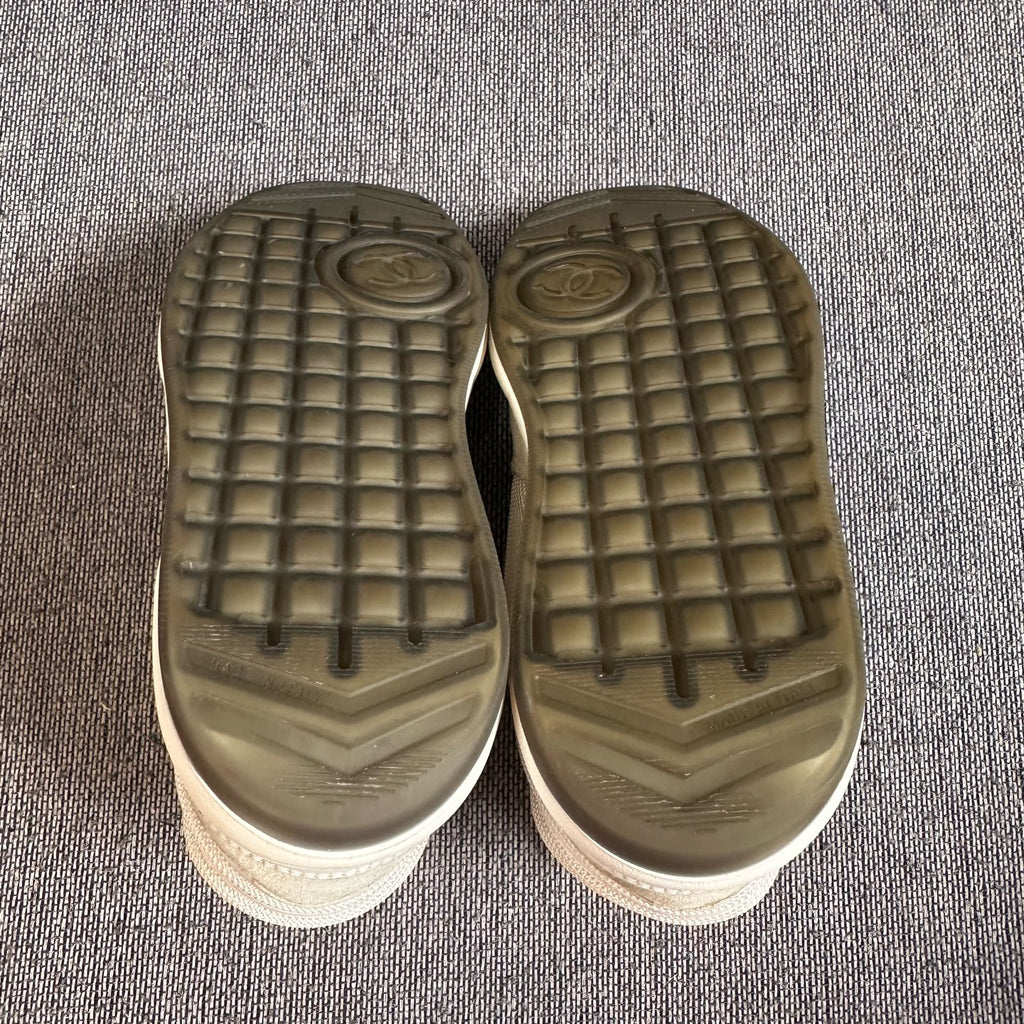 Chanel White Skate shoes