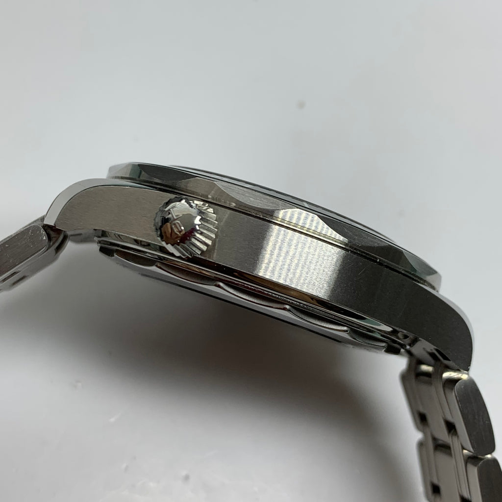 Omega Seahorse Series 42 210.30.42.20.10.001