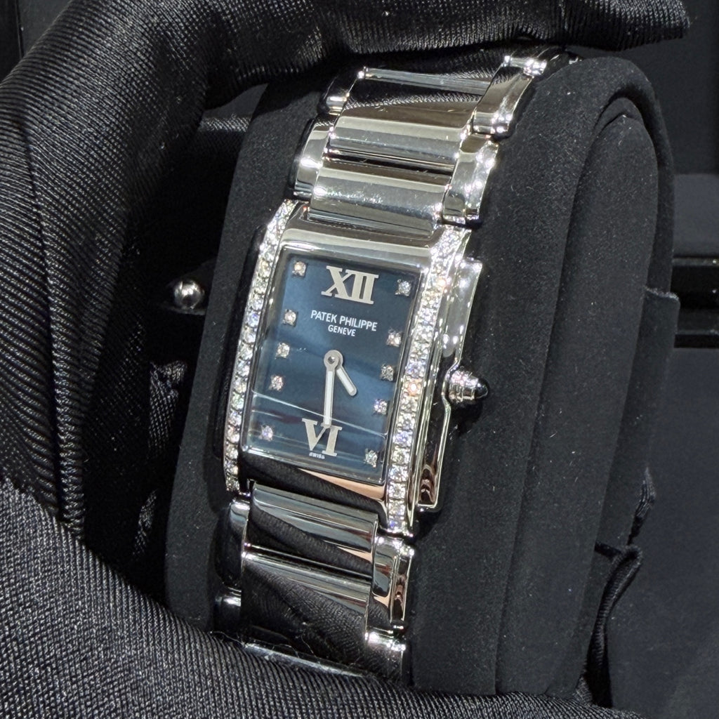 Patek Philippe TWENTY~4 Quartz watch 25 x 30 millimeters 4910/10A-012