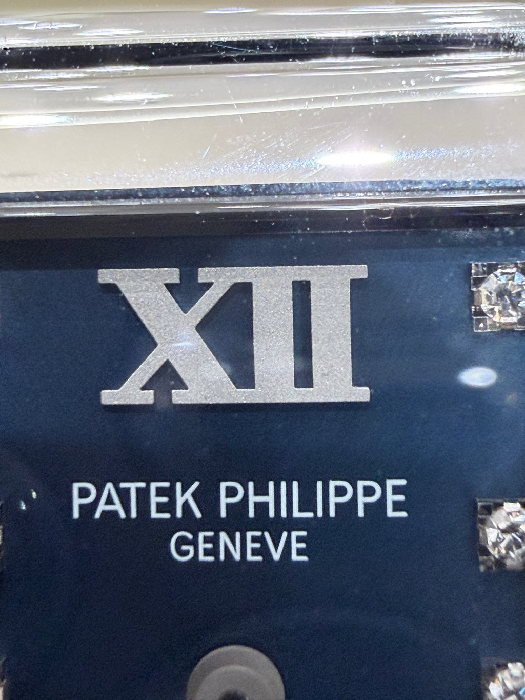 Patek Philippe TWENTY~4 Quartz watch 25 x 30 millimeters 4910/10A-012