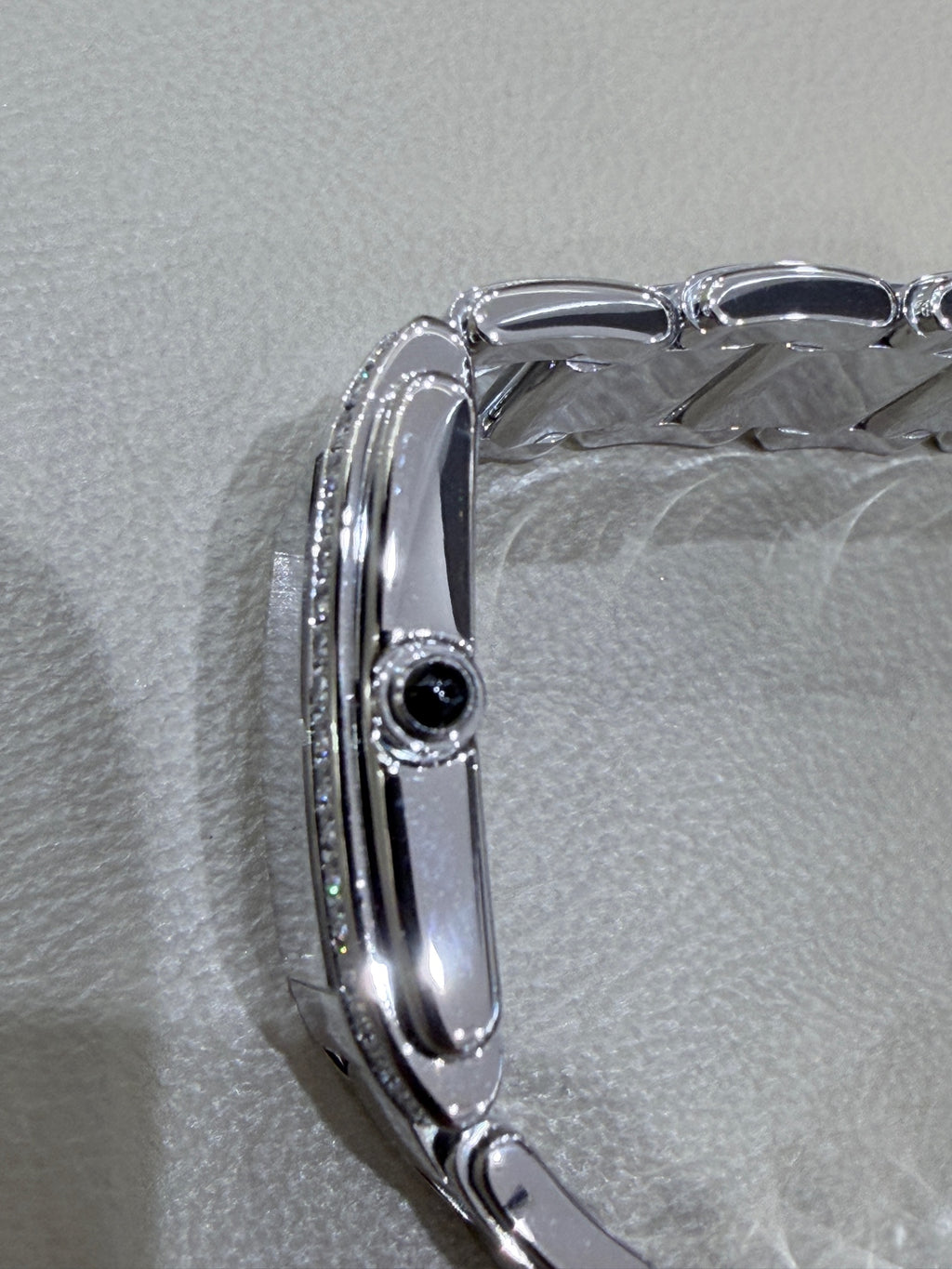 Patek Philippe TWENTY~4 Quartz watch 25 x 30 millimeters 4910/10A-012