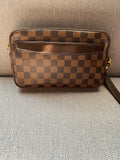 Louis Vuitton Clutch