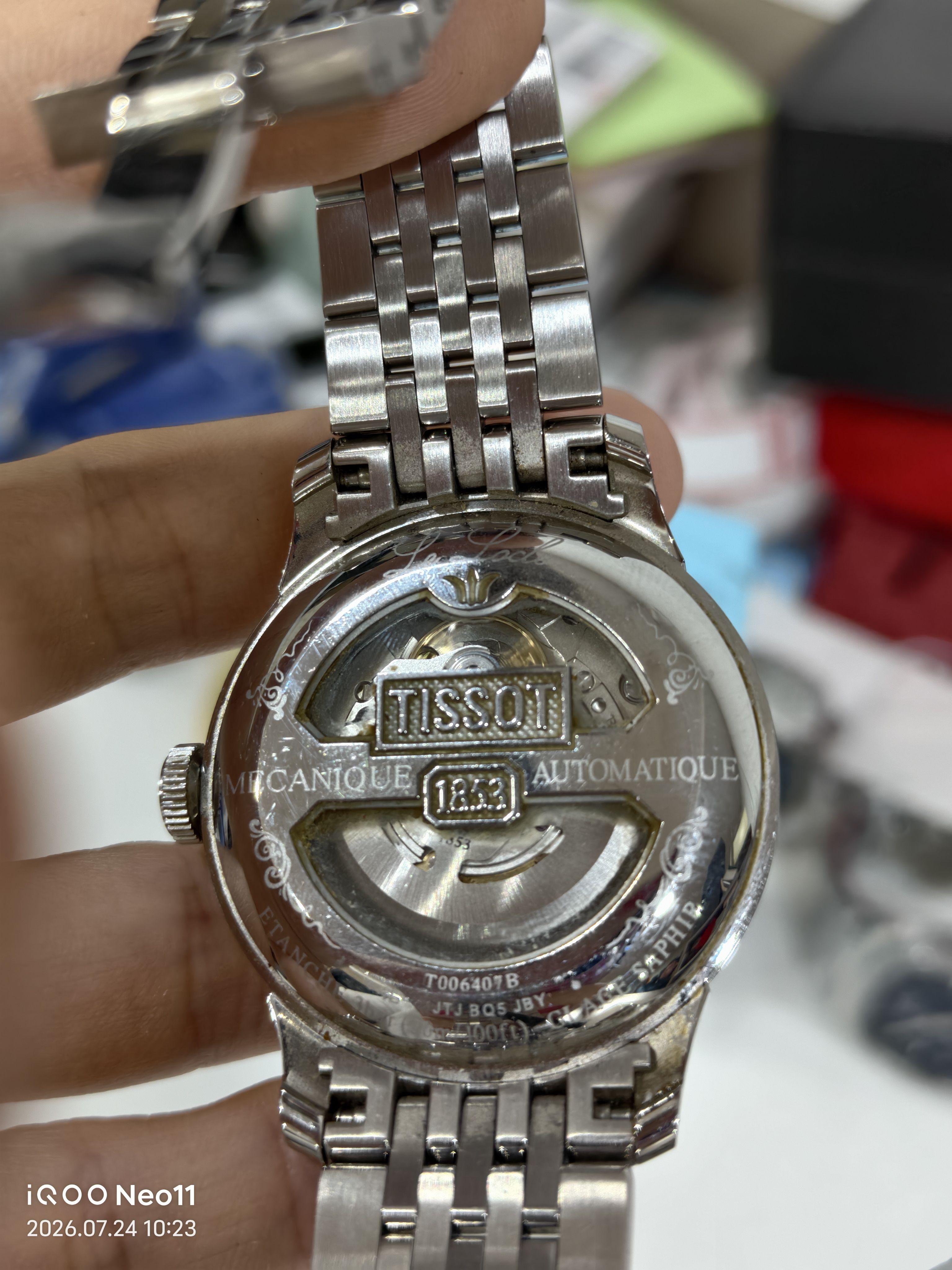 Tissot Classic Automatic (self-winding) watch 39.3 millimeters T006.407.11.033.00
