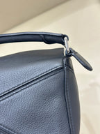 Loewe Handbag Black 180×125×80 mm (can accommodate an iPhone 13 Pro Max) 322.30.U95-1100