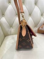 Louis Vuitton Diane 24*15*9 M46049
