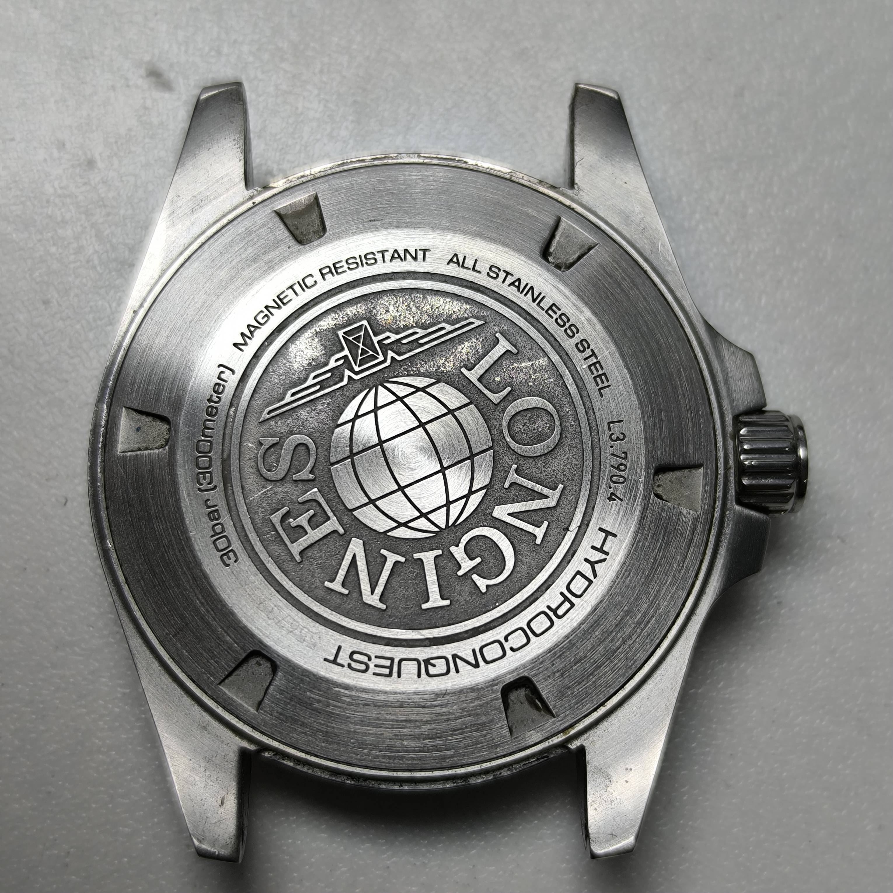 Longines Conquest Diving Series 41.00mm L3.790.4.06.6