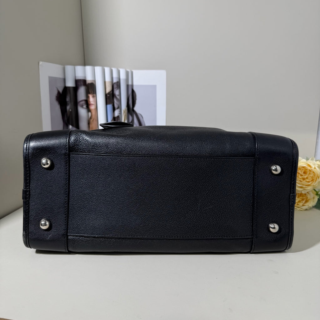Loewe Black