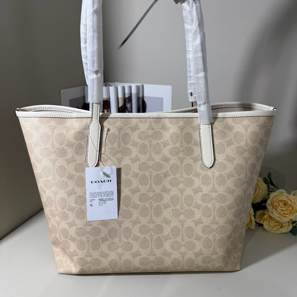 Coach Tote