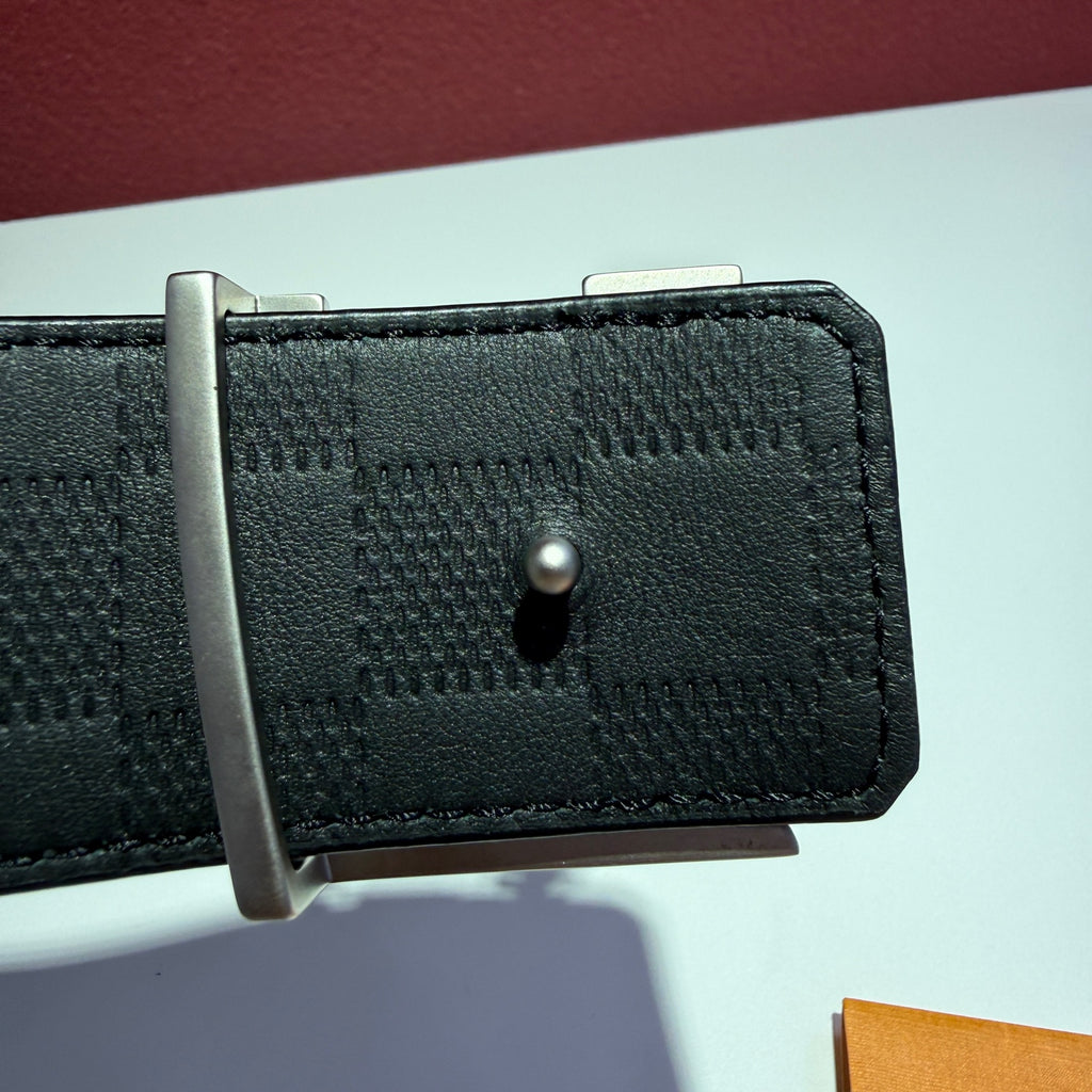 Louis Vuitton Black Belt