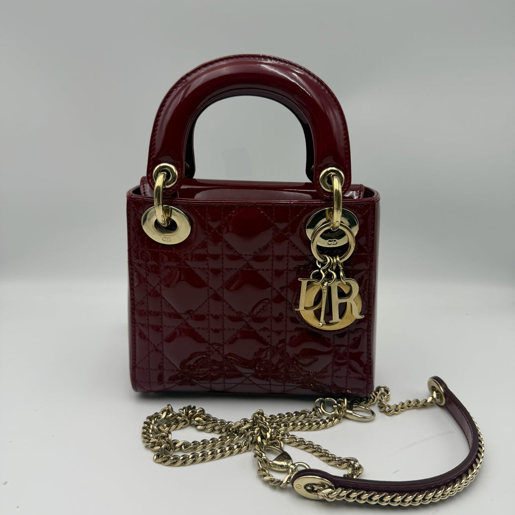 Dior 17 x 15 x 7 centimeters M0505OVRBM323