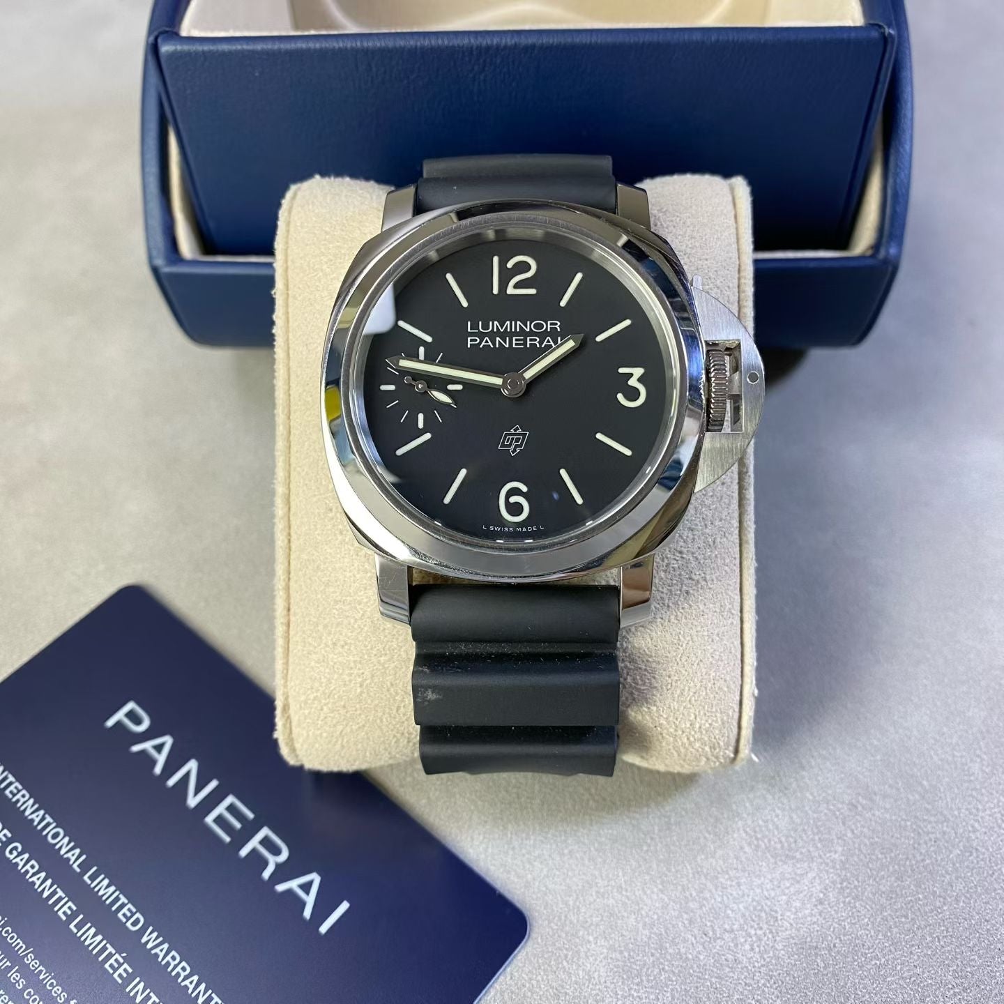 Panerai LUMINOR Luminor Mechanical watch 44mm PAM01084