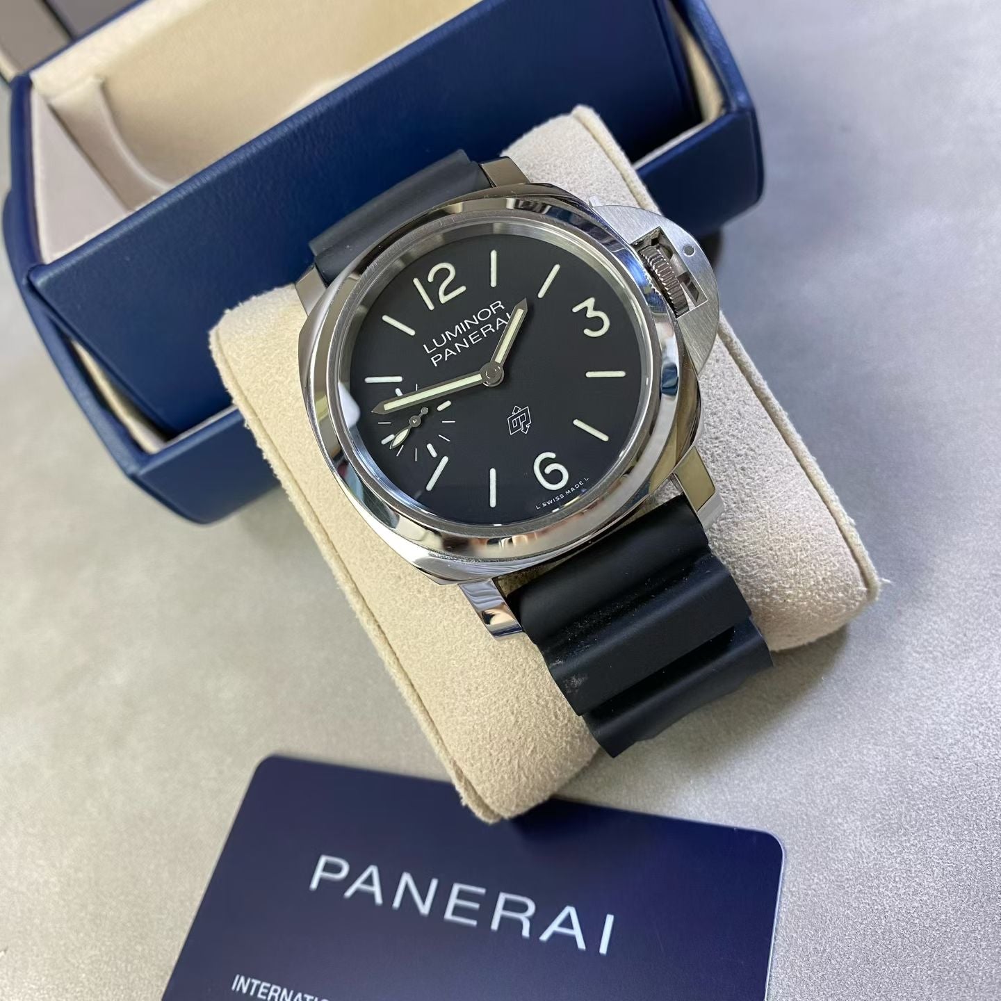 Panerai LUMINOR Luminor Mechanical watch 44mm PAM01084
