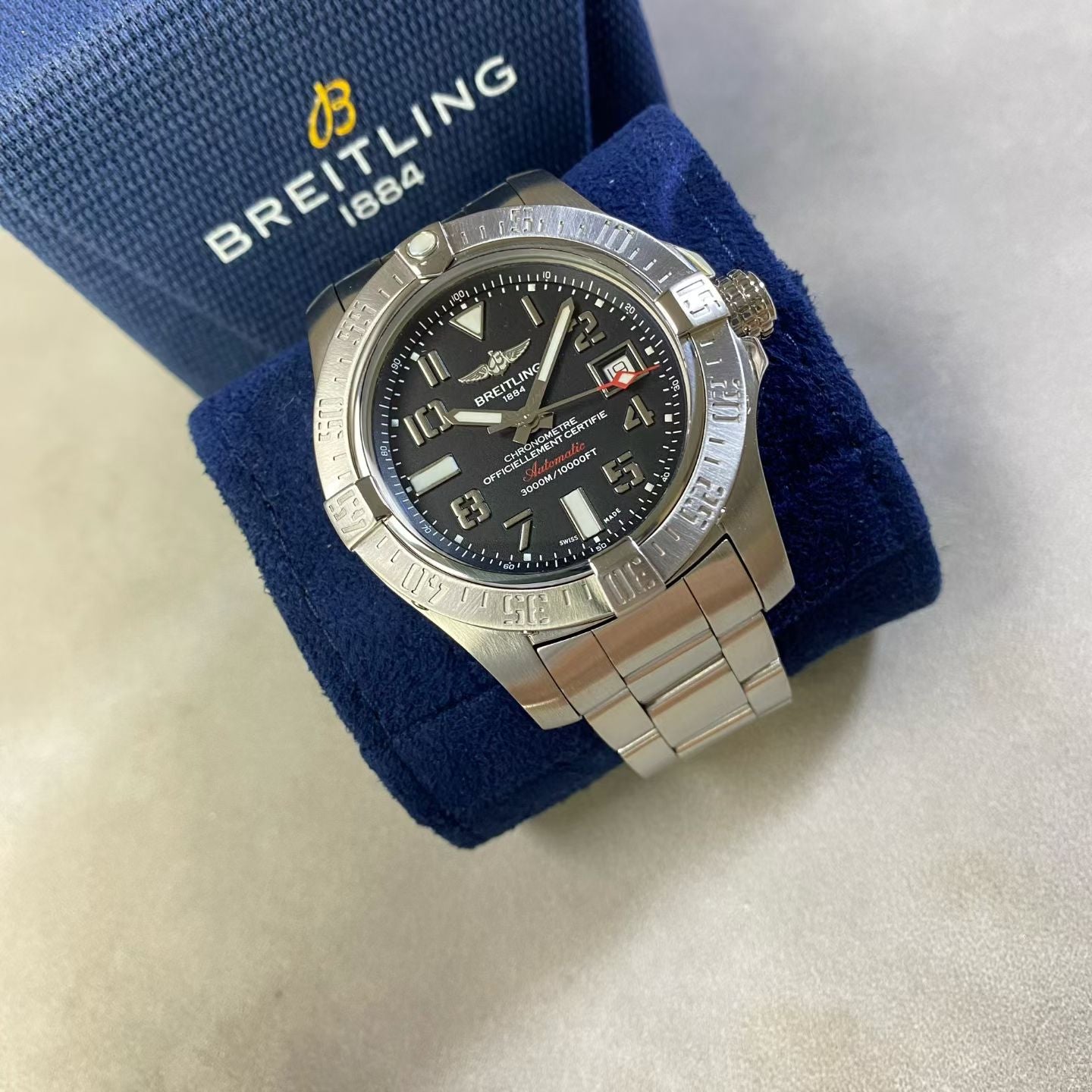 Breitling Avenger Series Automatic (self-winding) watch 45 MM A1733010_BA05_147A