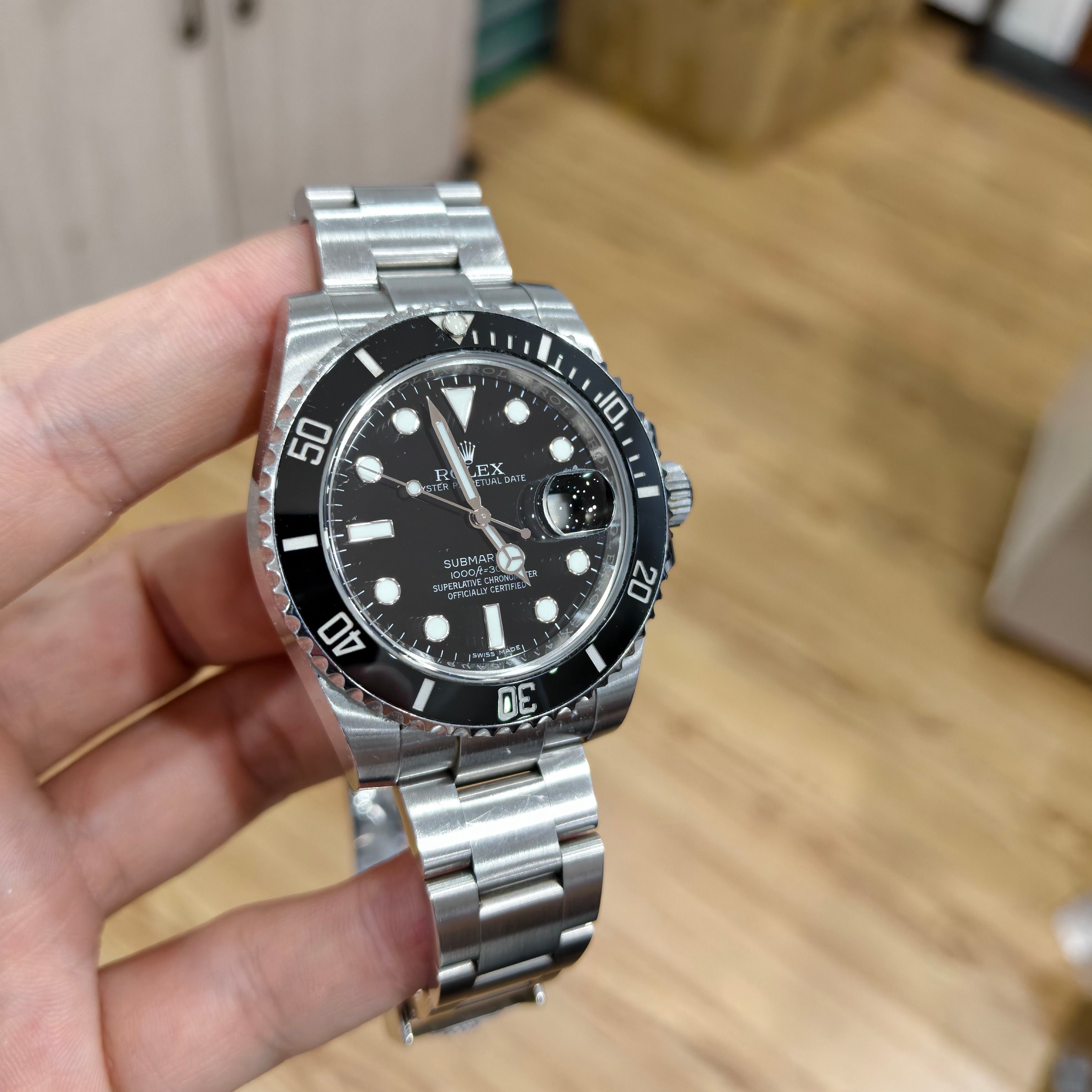 Rolex Submariner Date Automatic (self-winding) watch 40 millimeters m116610ln-0001