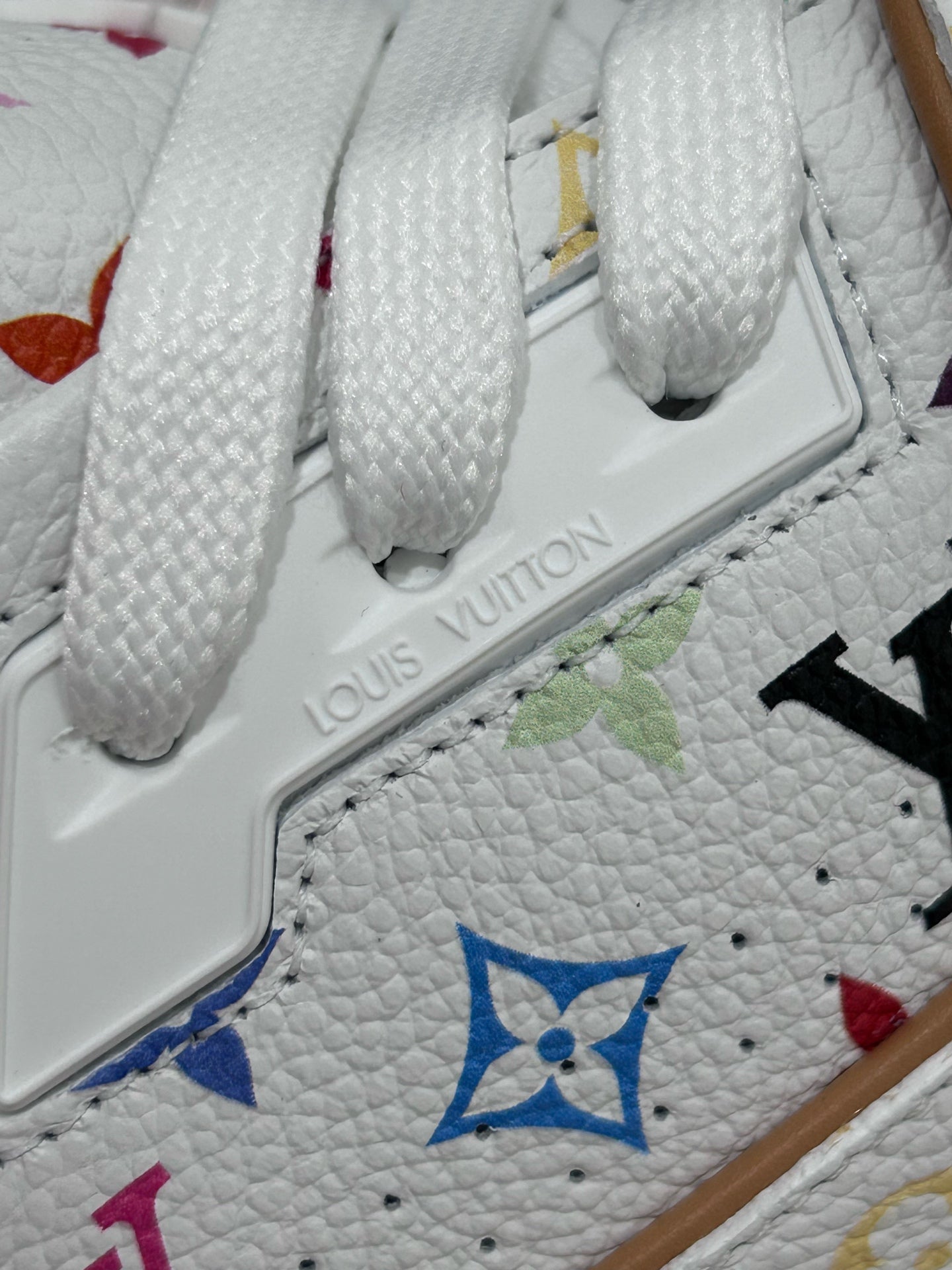 Louis Vuitton Athletic sneakers