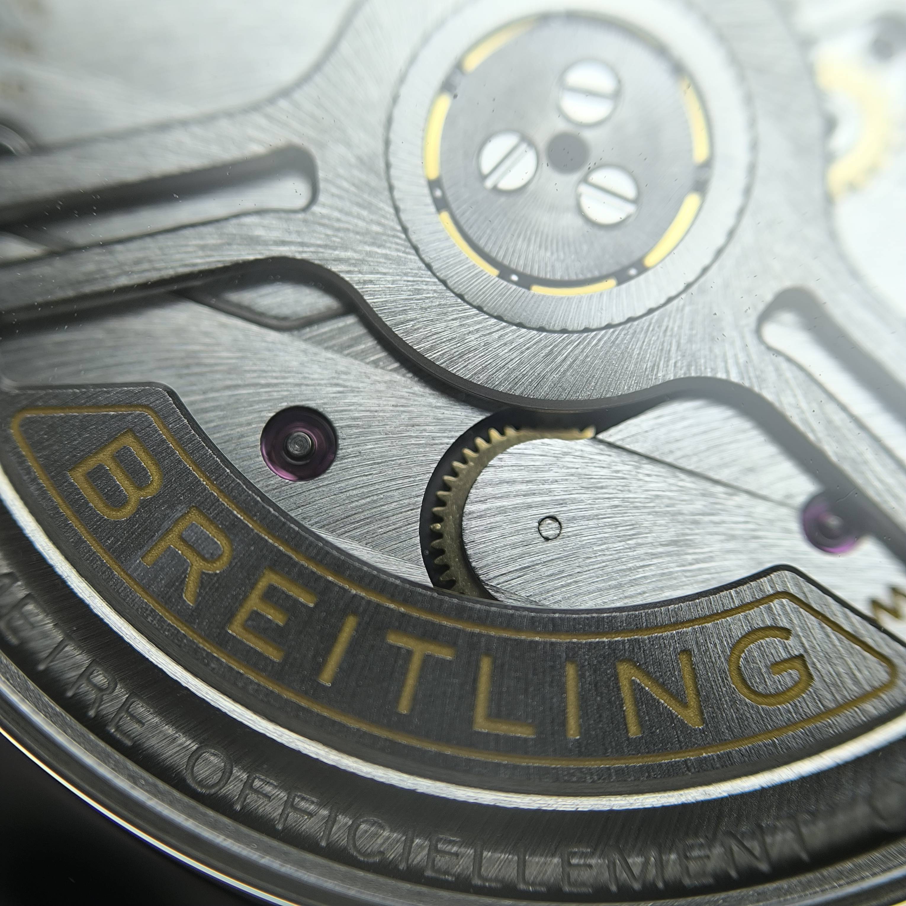 Breitling TopTime Series B31 38 AB3113281A1X1