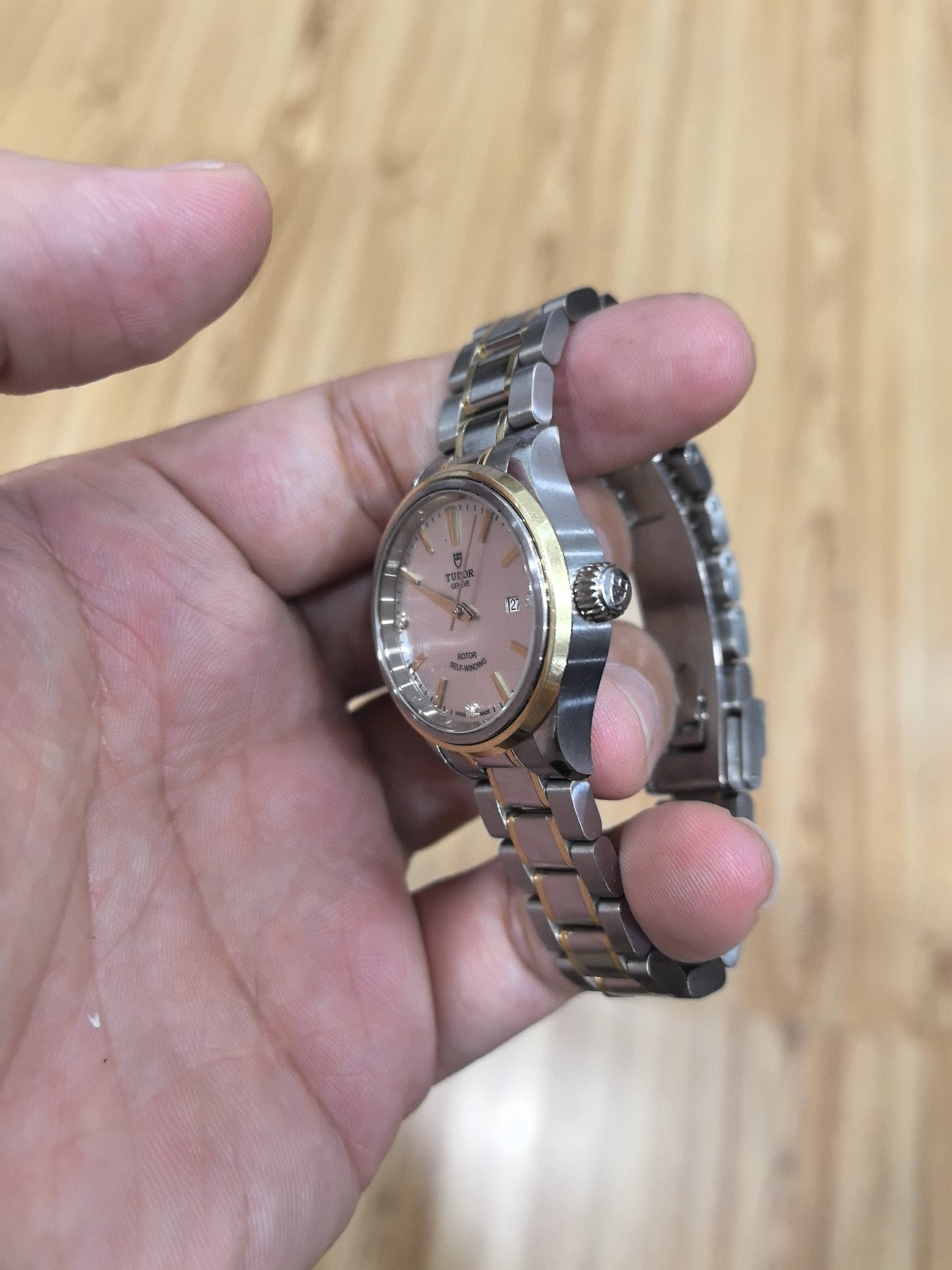 Tudor Fashion Series 28 millimeters m12103-0005
