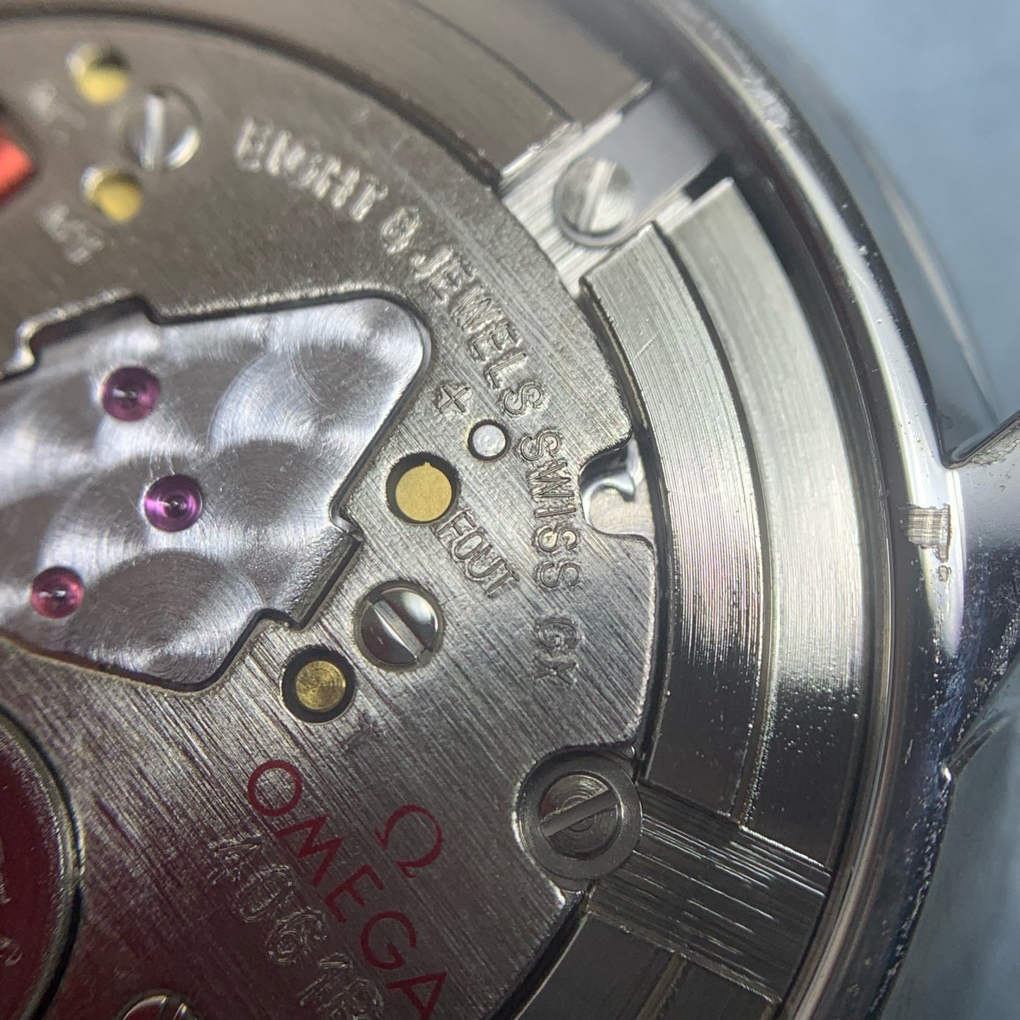 Omega Flying Disc Series 30 434.10.30.60.05.001