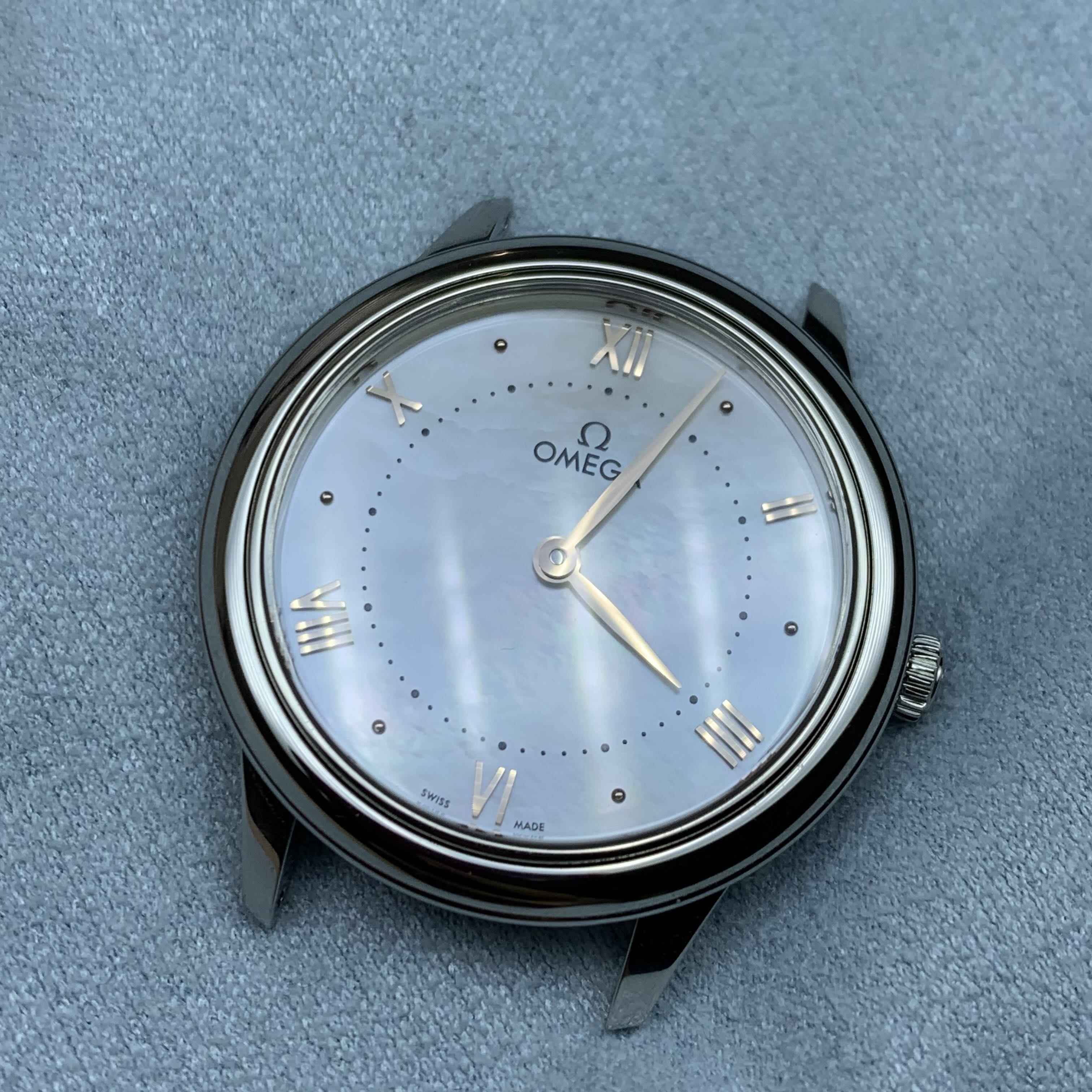 Omega Flying Disc Series 30 434.10.30.60.05.001