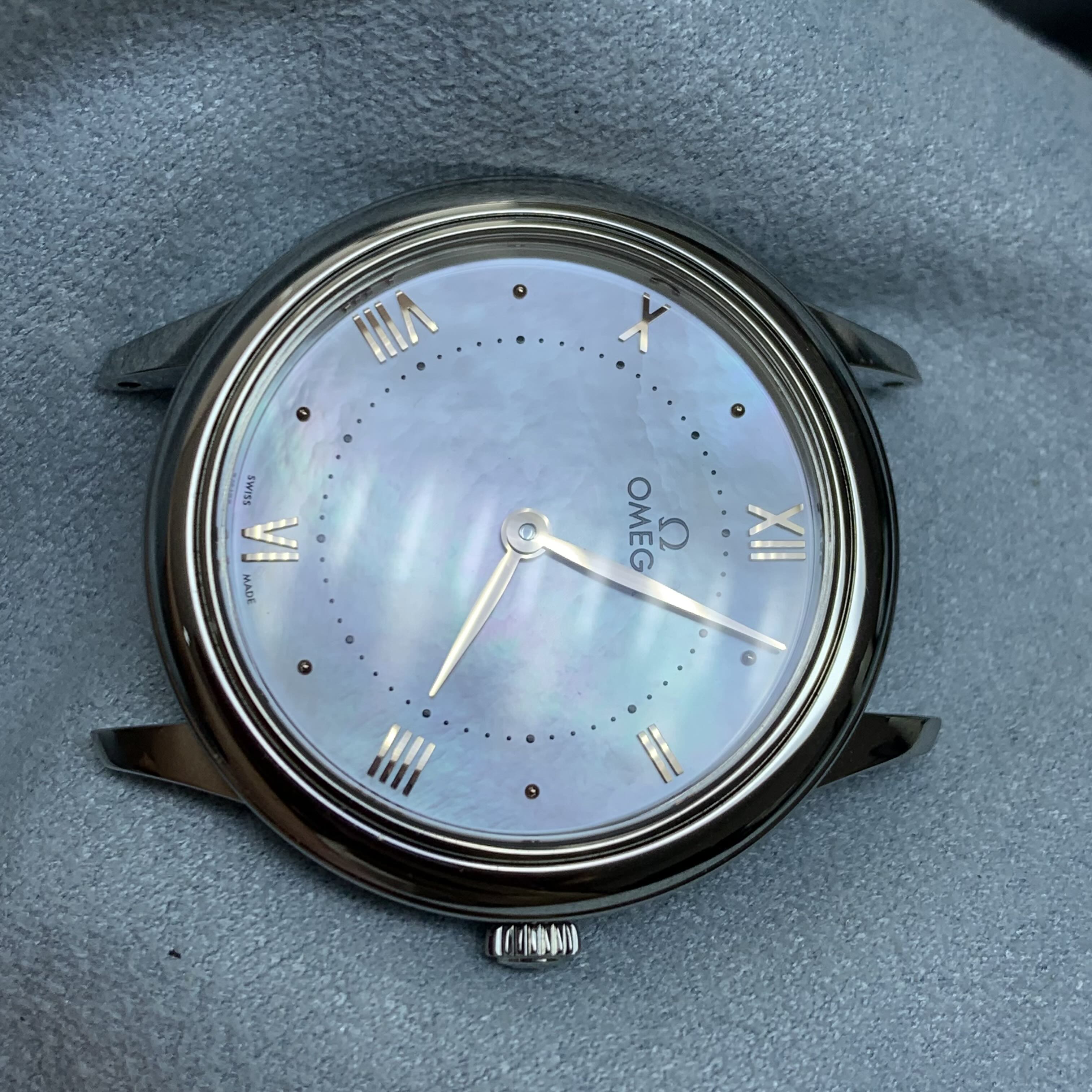 Omega Flying Disc Series 30 434.10.30.60.05.001