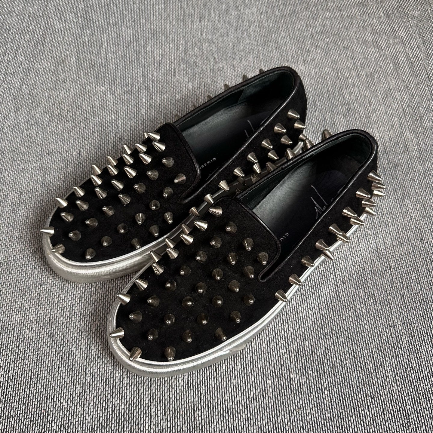 空白 Velvet Black Flat shoes