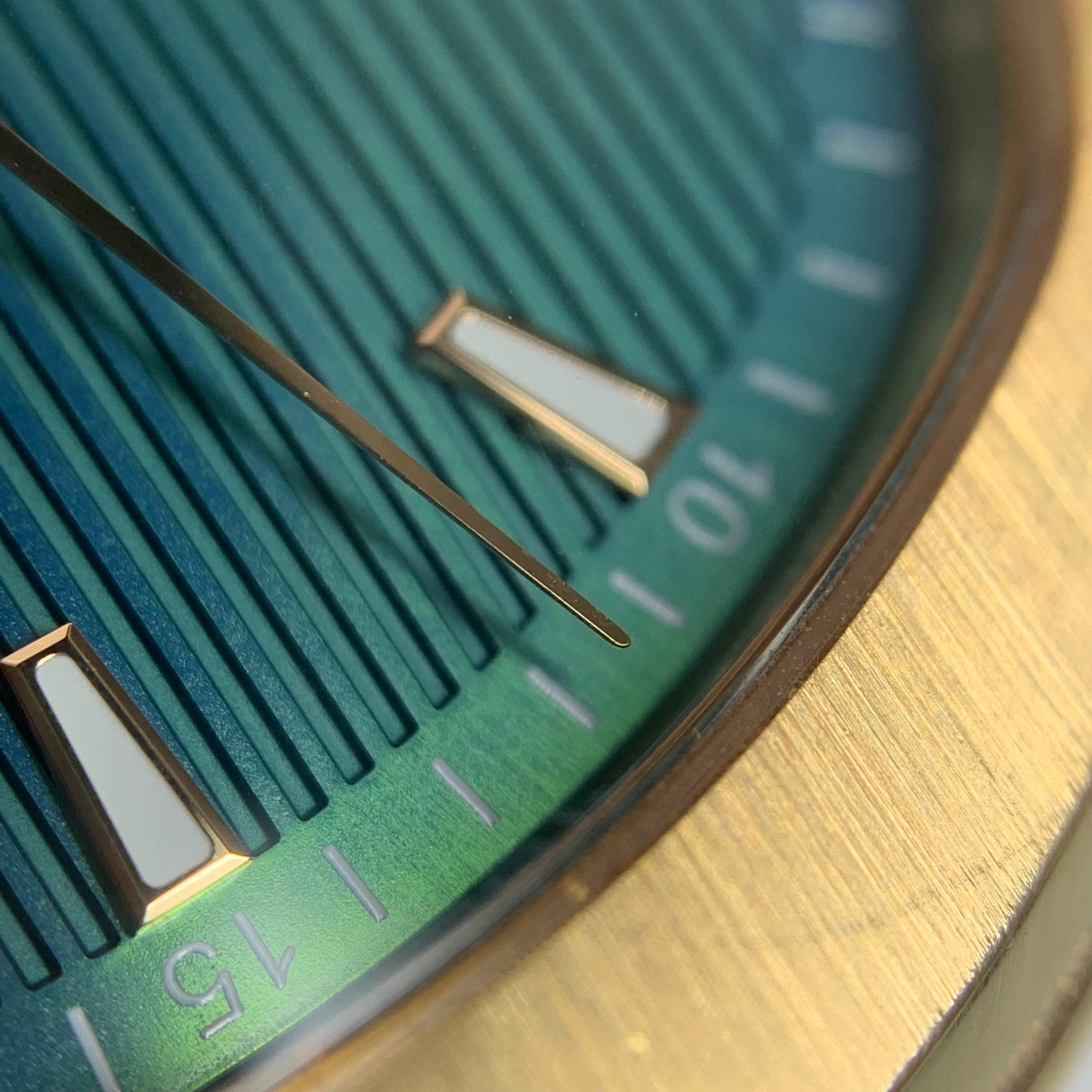 Piaget Piaget Polo Date watch 42 millimeters G0A47010