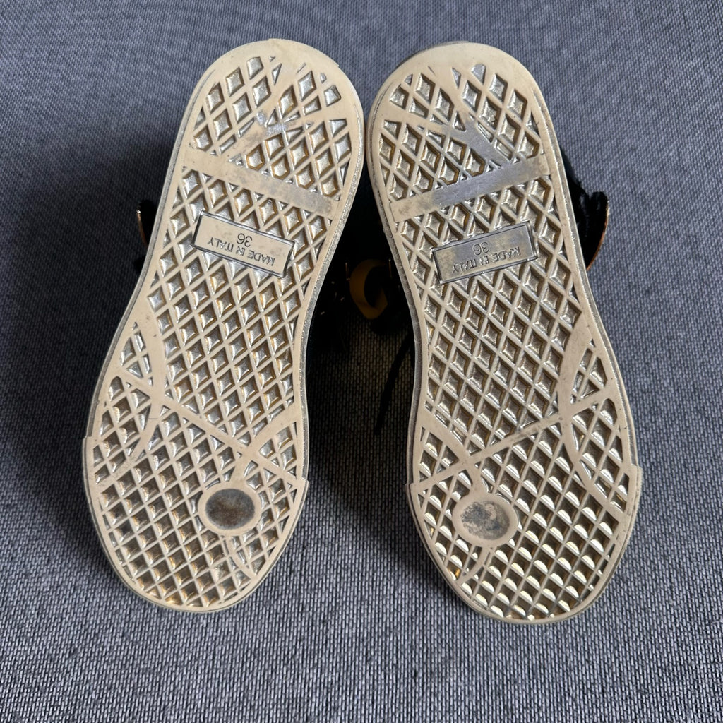 空白 Velvet Gold Skate shoes