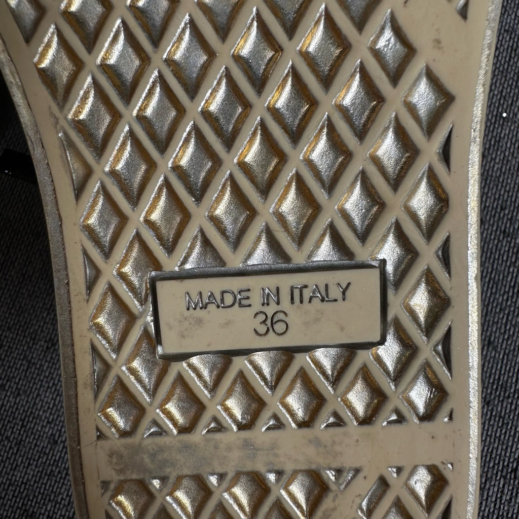 空白 Velvet Gold Skate shoes