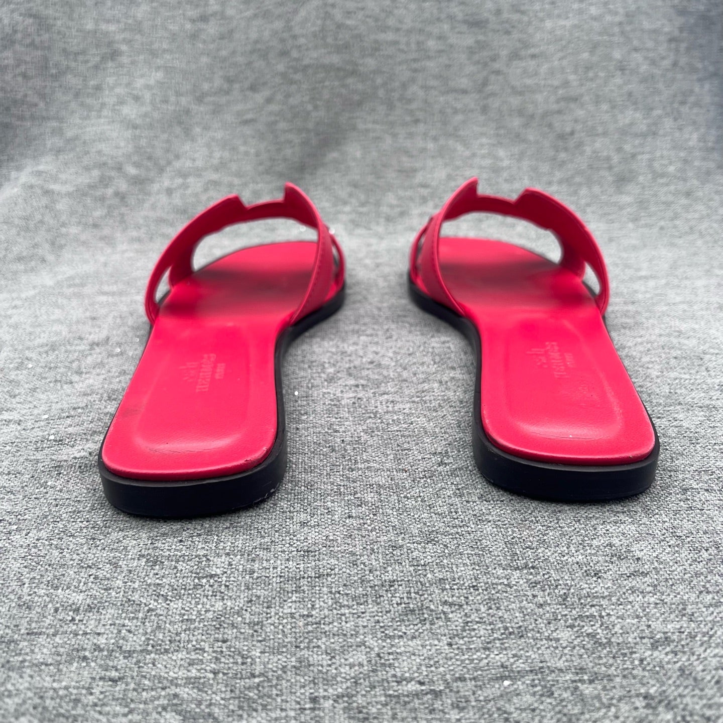 Hermes Red