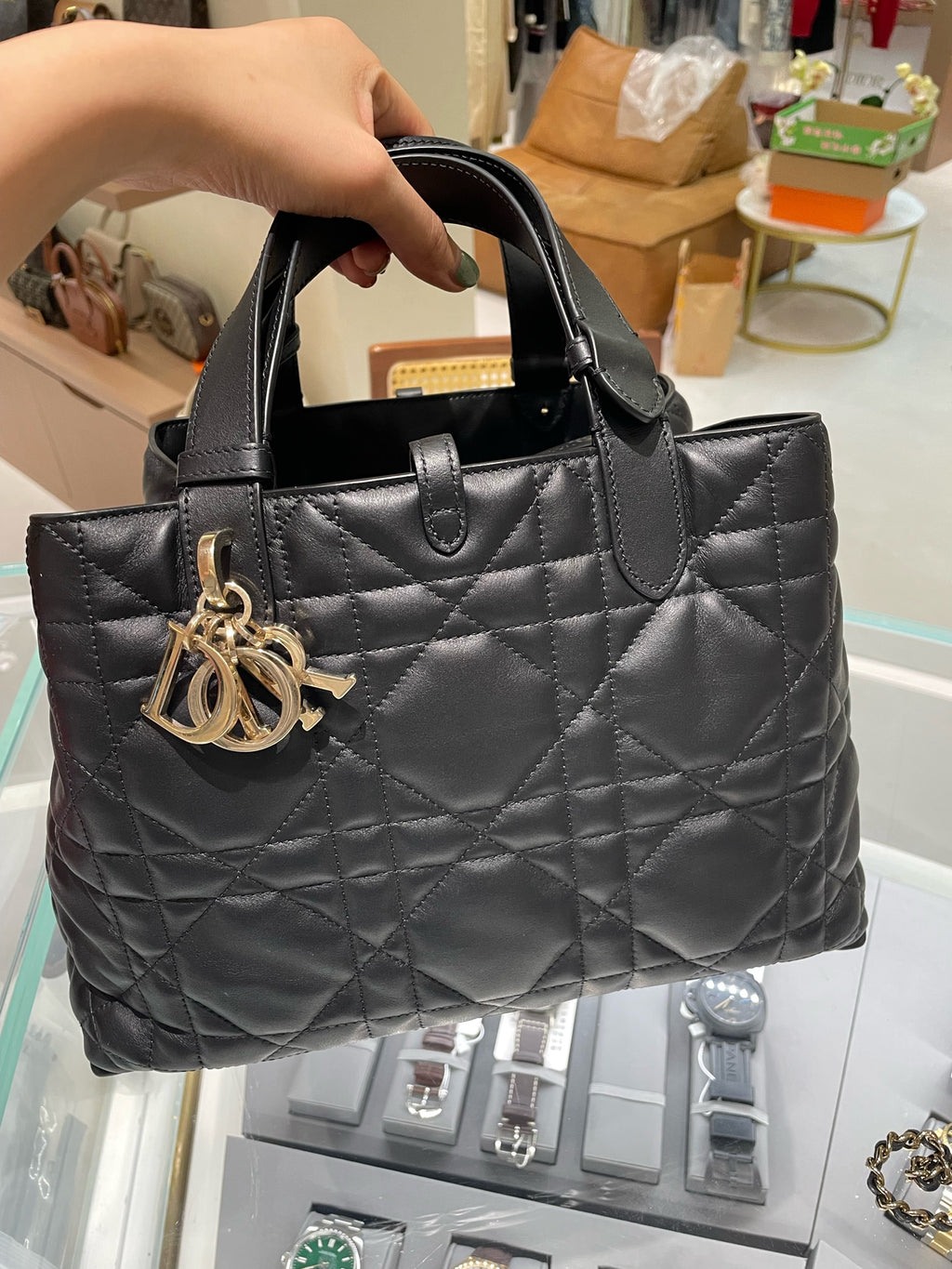 Dior