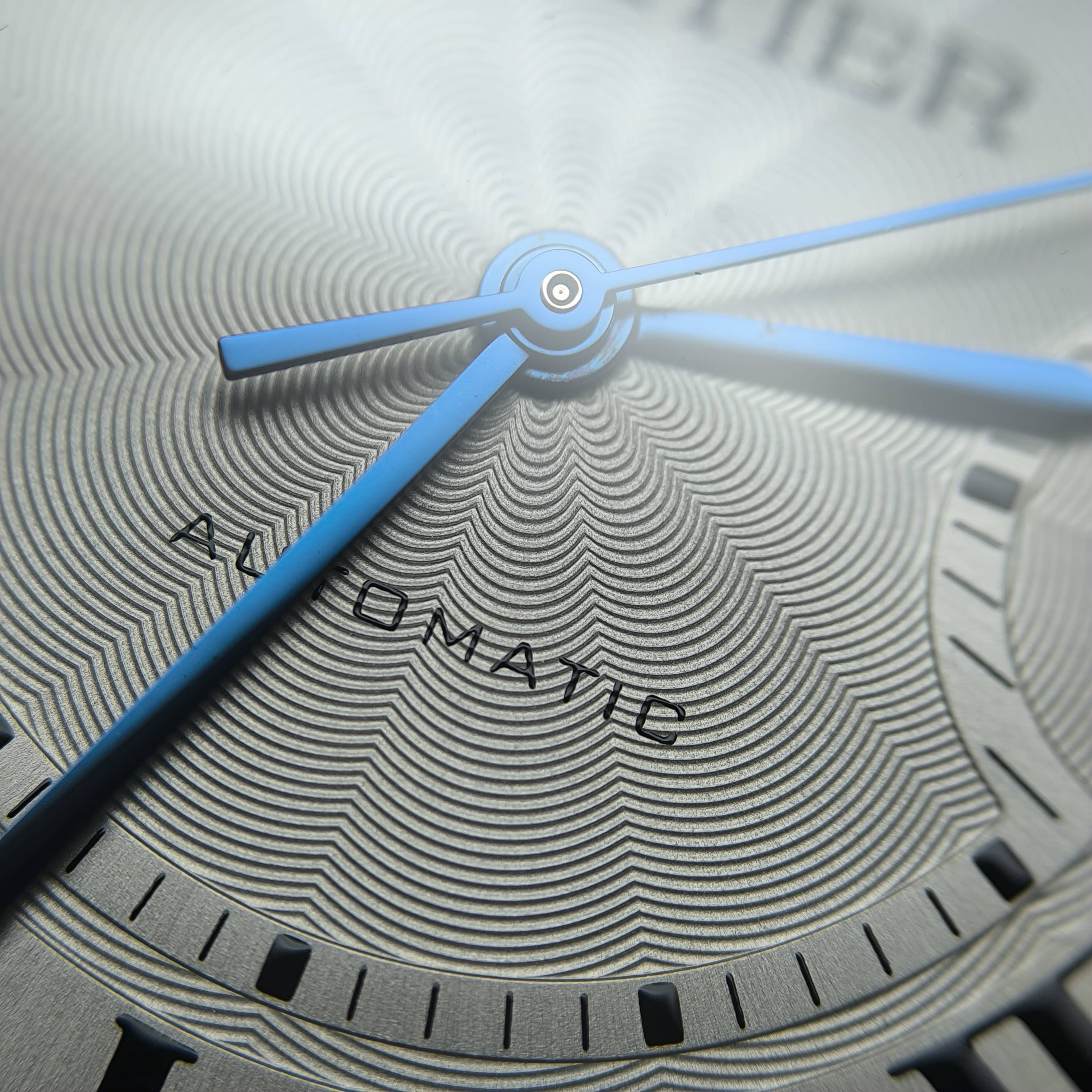 Cartier Ballon Bleu de Cartier Cartier Blue Balloon watch 42mm WSBB0049