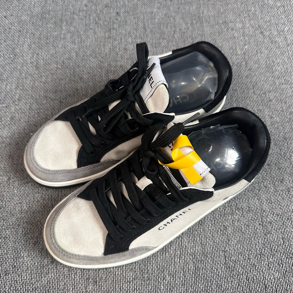 Chanel Leather Skate shoes