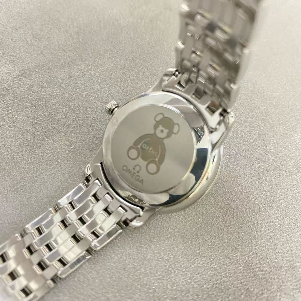 Omega Flying Disc Series Quartz watch 27.4 424.10.27.60.53.003