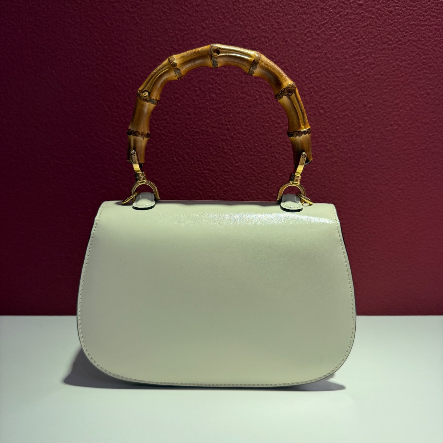 Gucci Gucci Bamboo 1947 Collection Small Bamboo-Handle Handbag White Crossbody 22 cm (width) x 14 cm (height) x 7 cm (depth) 863165AAGDM9250