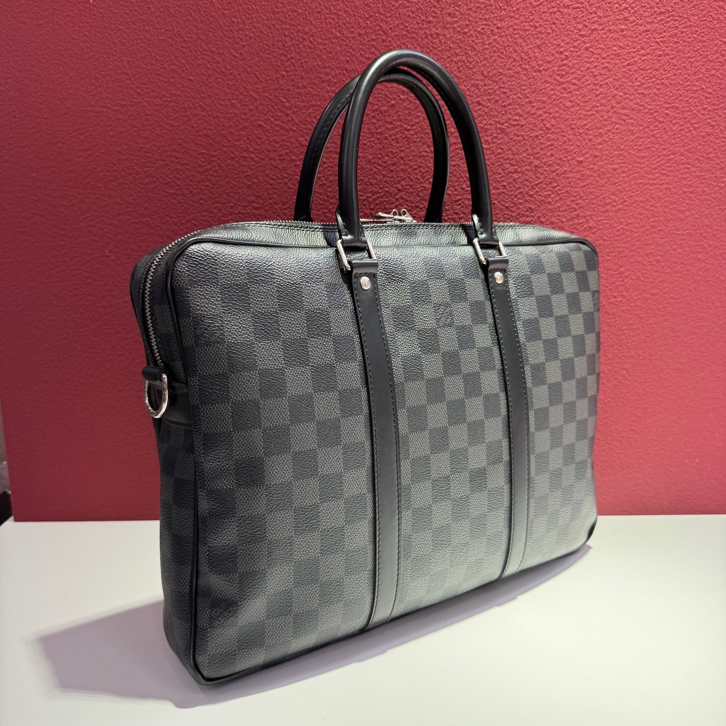 Louis Vuitton Voyage Nm Satchel 36.5 x 27.5 x 6 N40445
