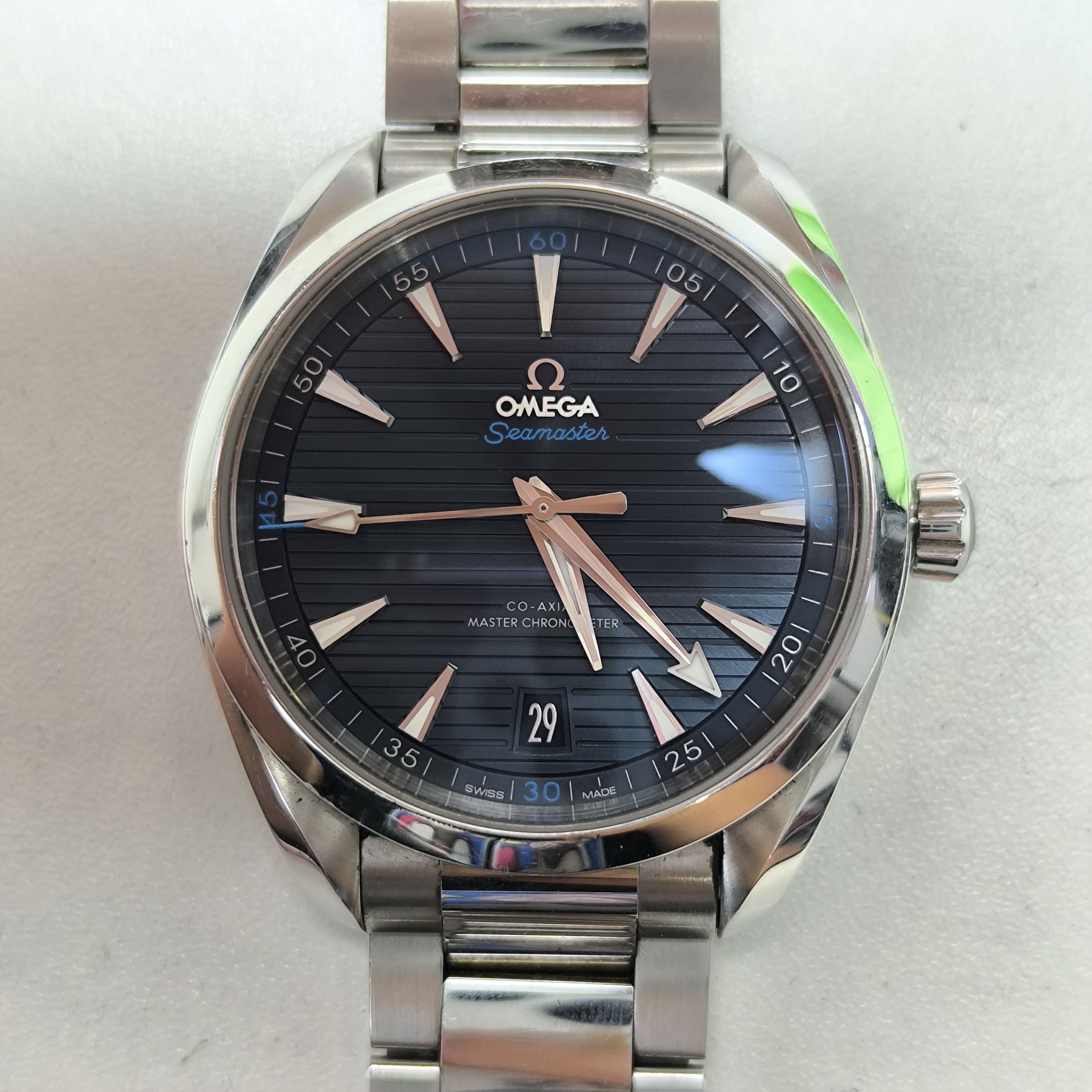 Omega Seahorse Series 41 220.10.41.21.03.001