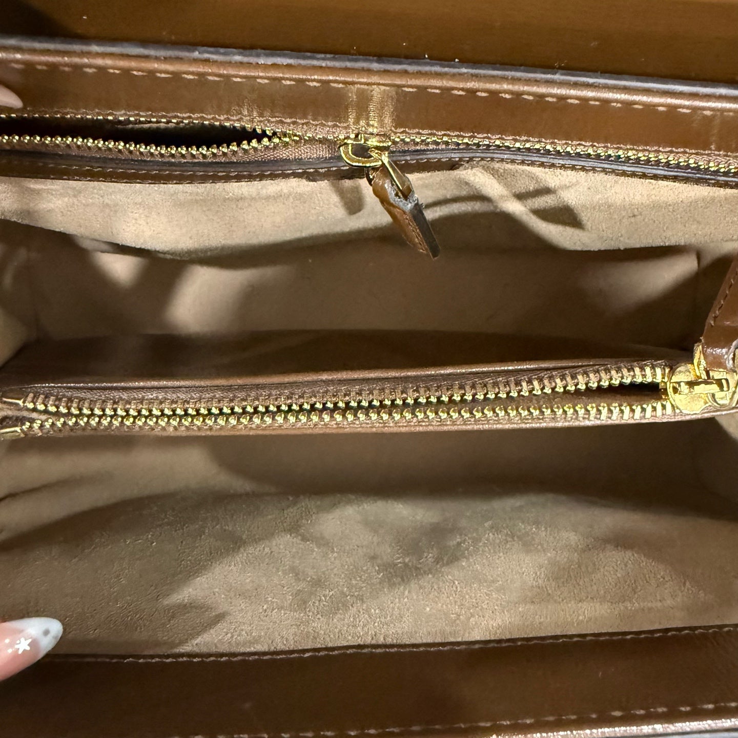 Gucci Gucci Horsebit 1955 Collection 29 cm (width) x 20 cm (height) x 13 cm (depth) 702049 9AAAJ 8563