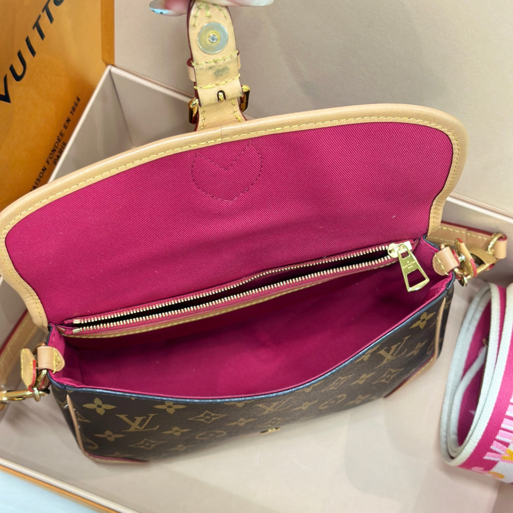 Louis Vuitton Diane 24*15*9 M46049