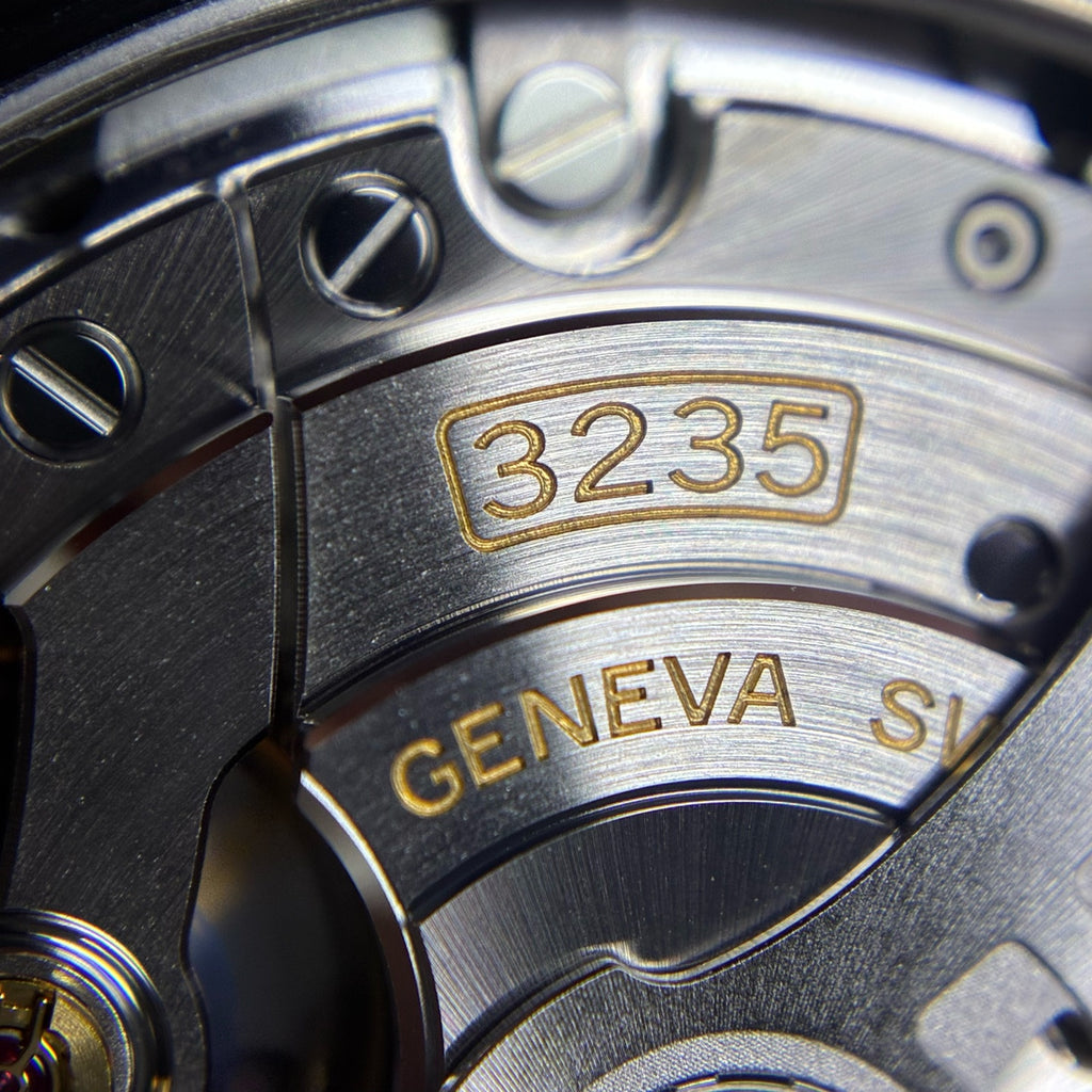 Rolex Submariner model 41 millimeters m126610lv-0002