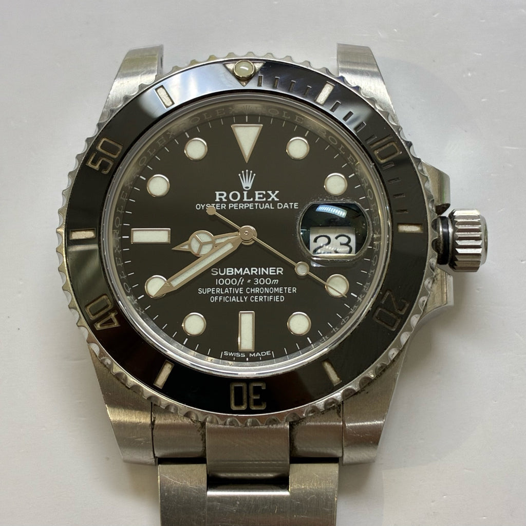 Rolex Submariner model 40 millimeters 116610LN-0001