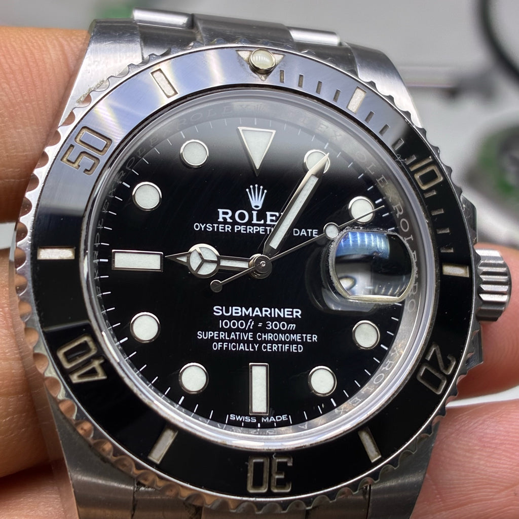 Rolex Submariner model 40 millimeters 116610LN-0001