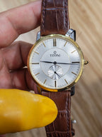梅花 Quartz watch