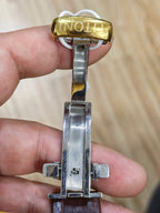 梅花 Quartz watch